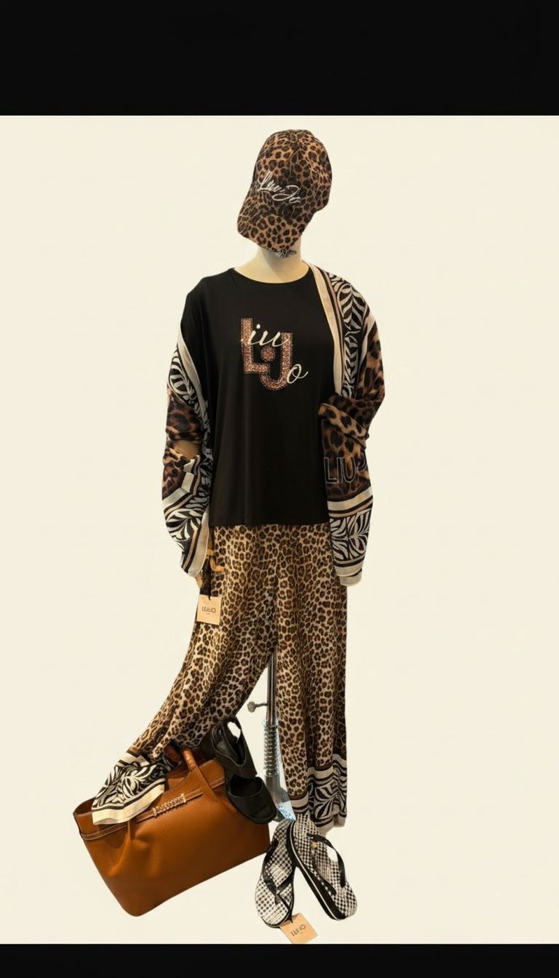Liu Jo outfit leopard completo con borsa e cappello